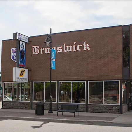 The Brunswick Hotel Complex Parry Sound Exteriör bild